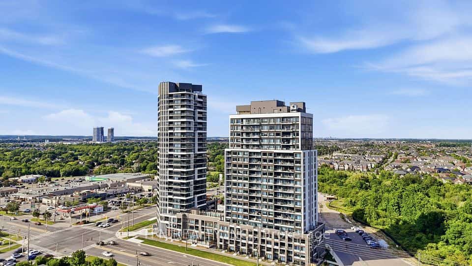 8010 Derry Road #1306, Milton, ON L9T 3L3