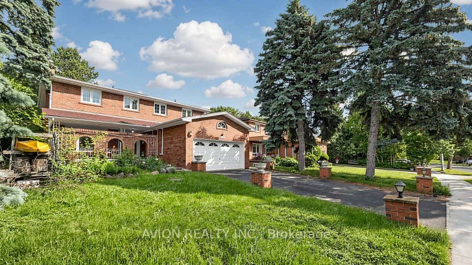 1423 Malibou Terrace, Mississauga, ON L5J 4B9