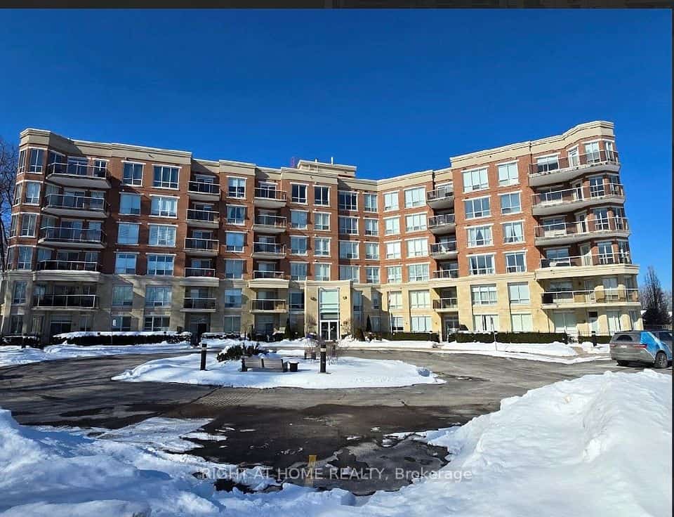 483 Faith Drive, Mississauga