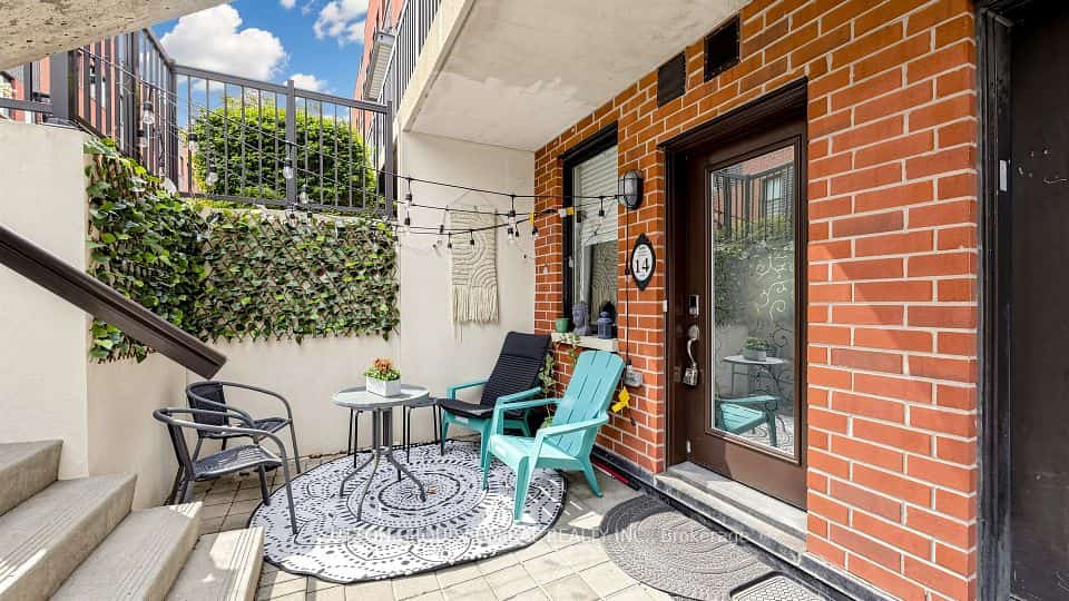 869 Wilson Avenue #14, Toronto, ON M3K 0A4