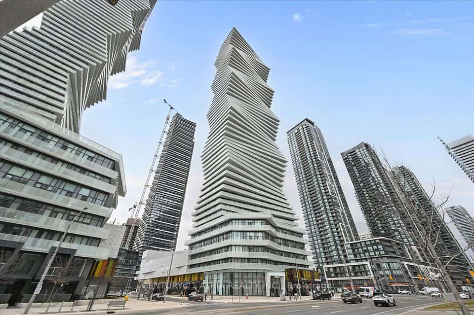 3900 Confederation Parkway #1609, Mississauga, ON L5B 0M3