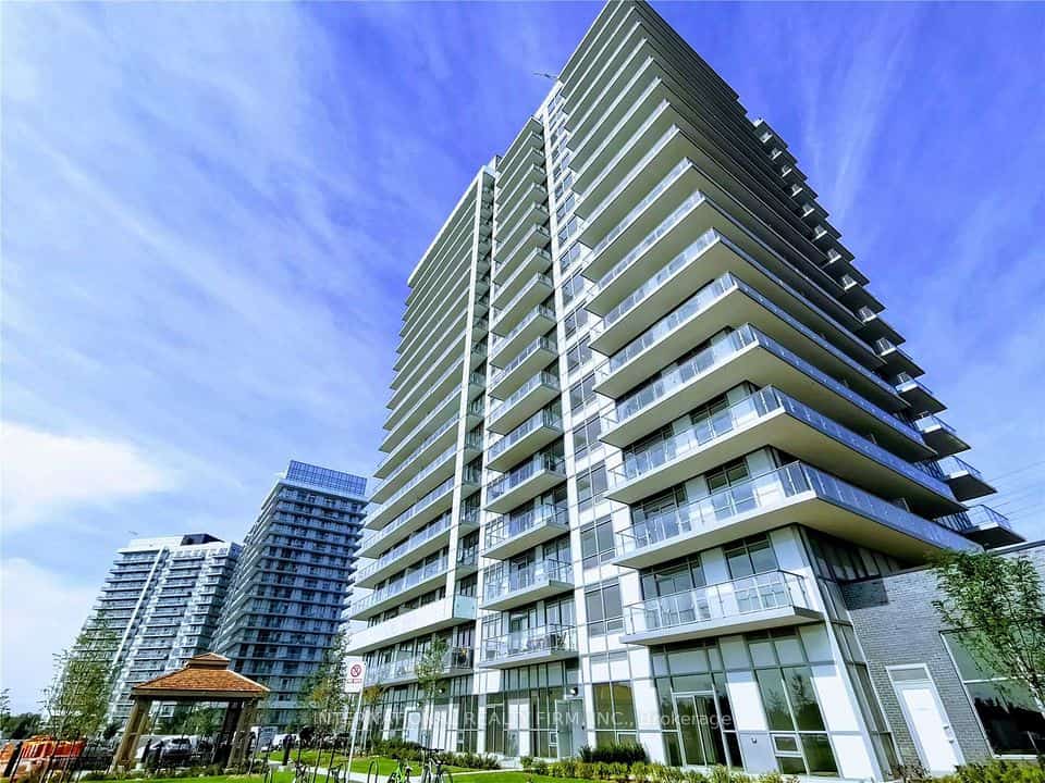 4677 Glen Erin Drive #601, Mississauga, ON L5M 2E3
