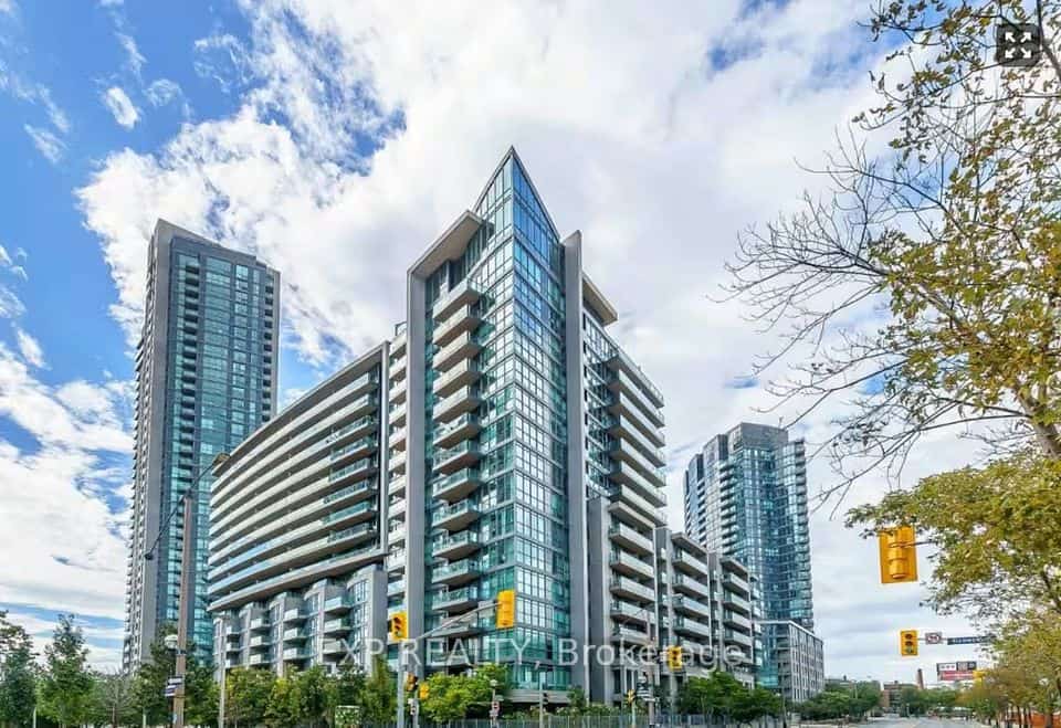 209 Fort York Boulevard #465, Toronto, ON M5V 4A1