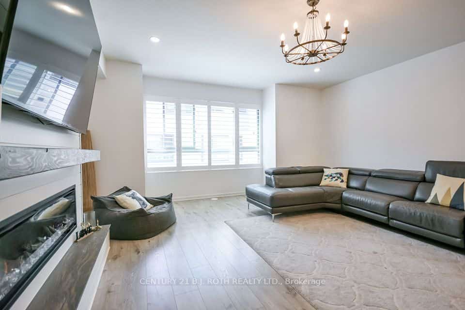 369 Essa Road #64, Barrie, ON L4N 9C8