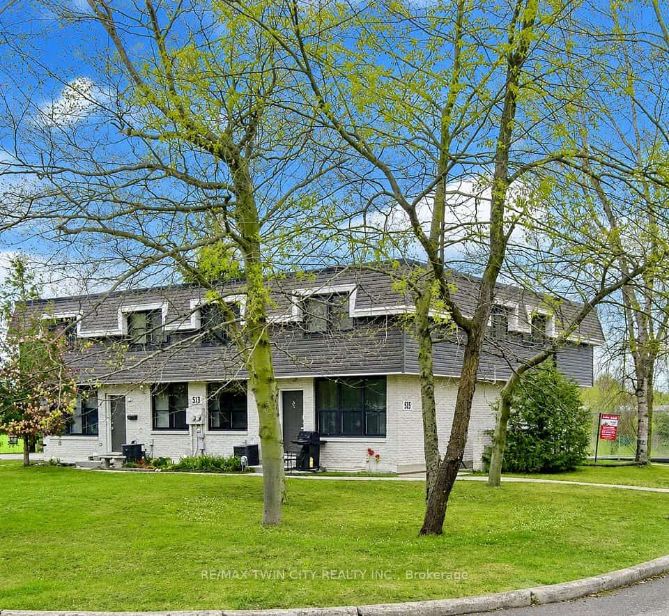 513 Quiet Place #3, Waterloo, ON N2L 5L6