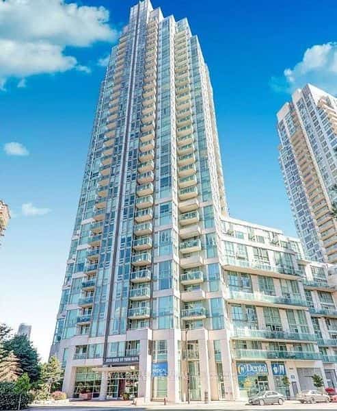3939 Duke Of York Boulevard #301, Mississauga, ON L5B 4N2