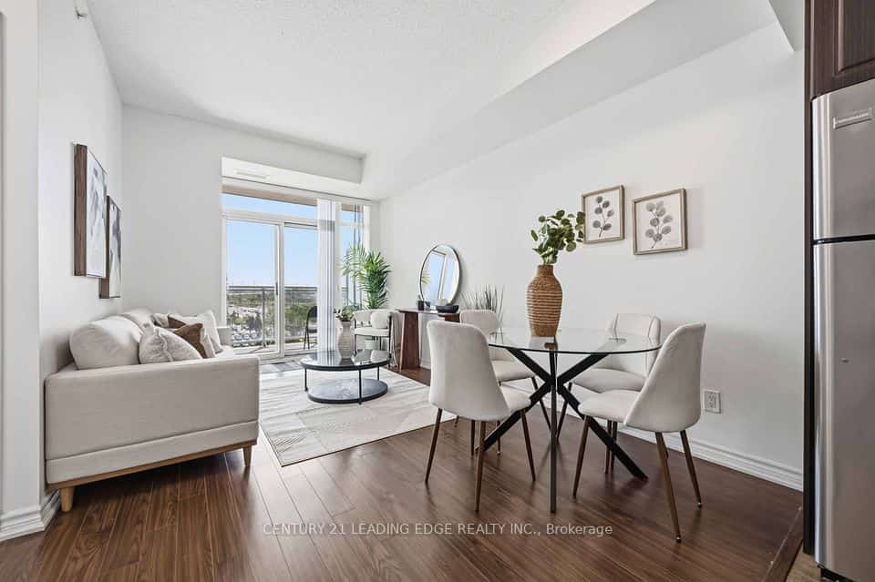 The Residence Of South Unionville Square, Markham