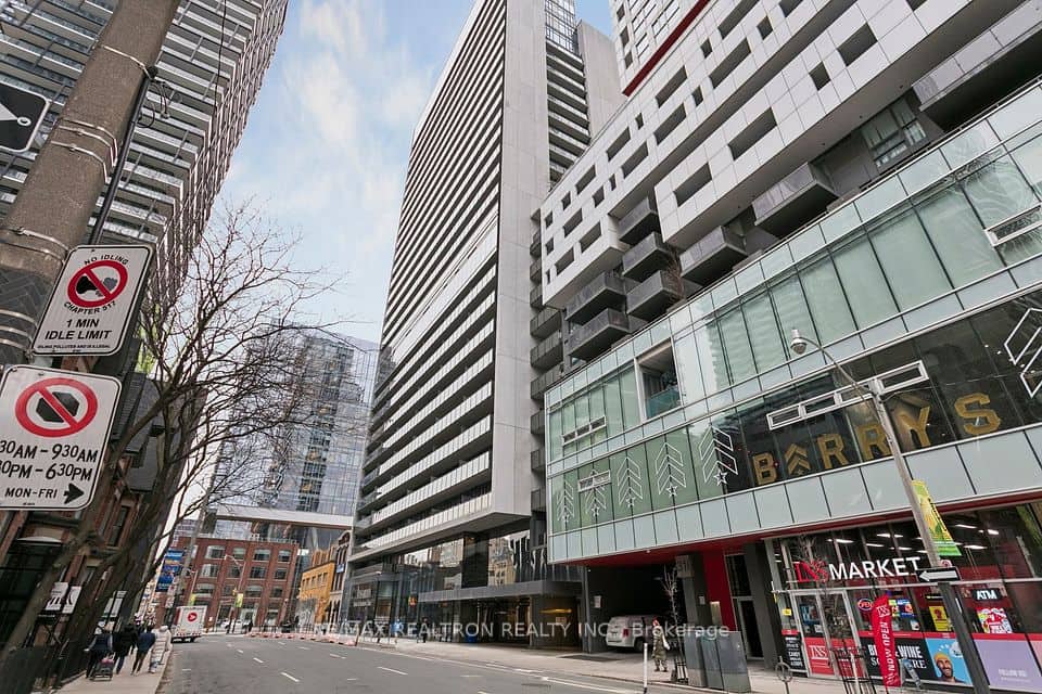 330 W Richmond Street W, Toronto