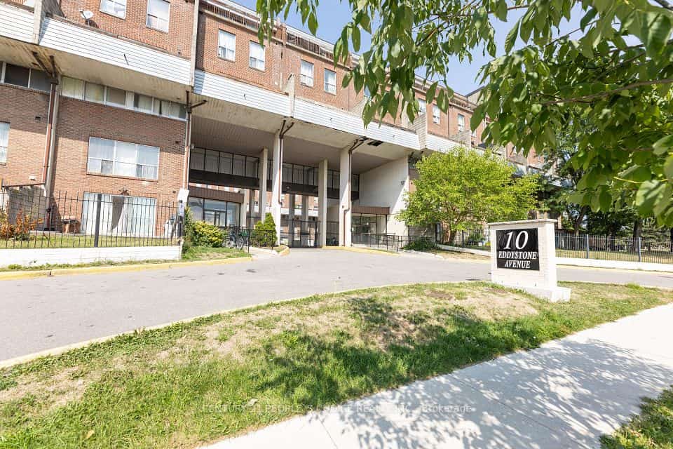 10 Eddystone Avenue #116, Toronto, ON M3N 2T2