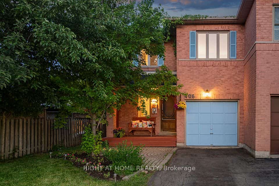 406 Levanna Lane, Oakville, ON L6H 6B8