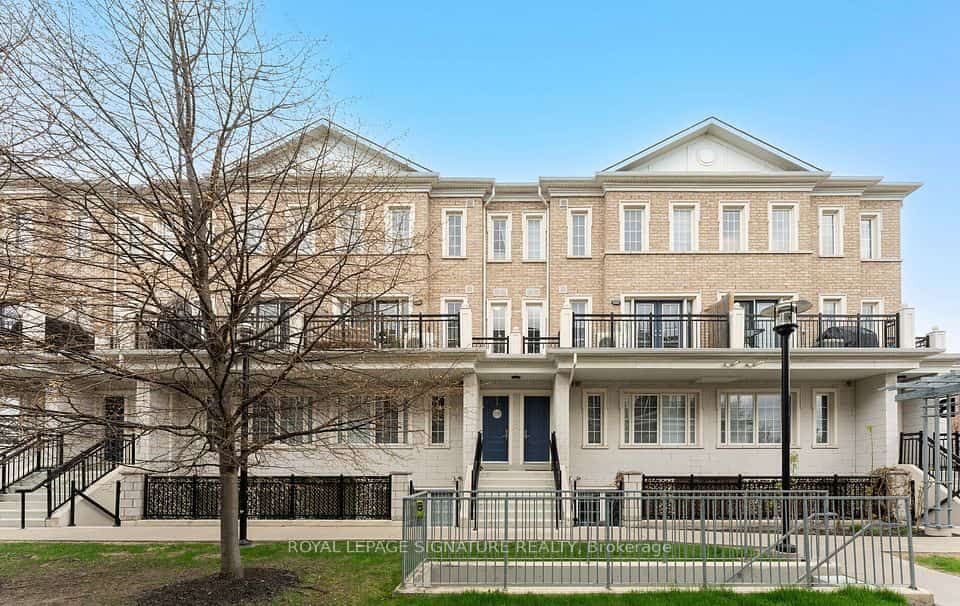26 Bruce Street #B05, Vaughan, ON L4L 0H4