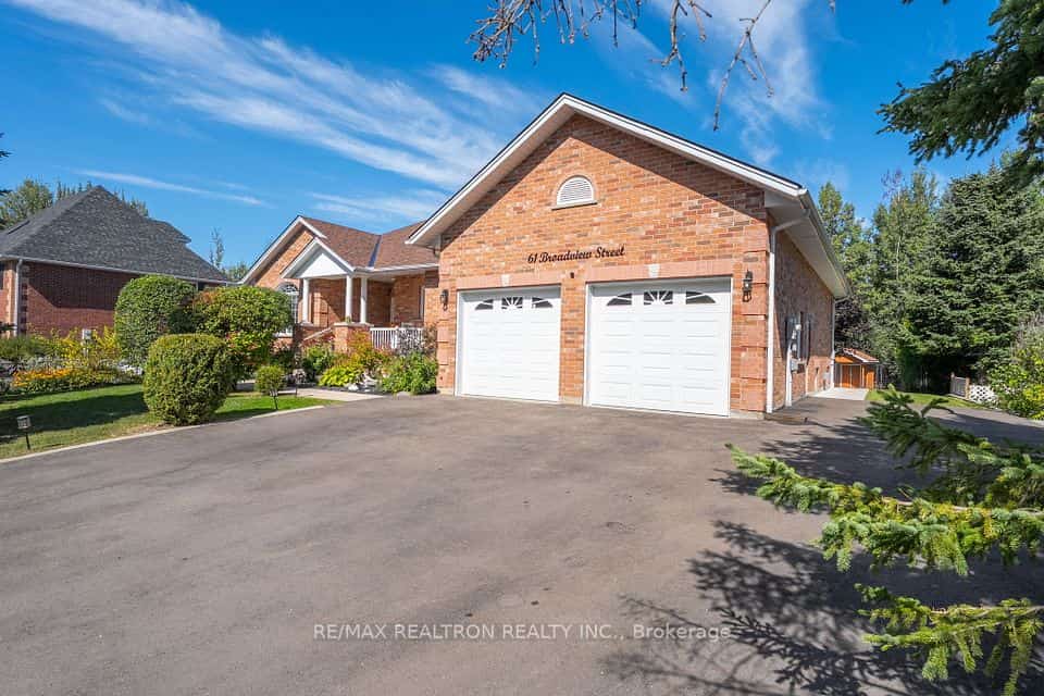 61 Broadview Street, Collingwood, ON L9Y 0X2