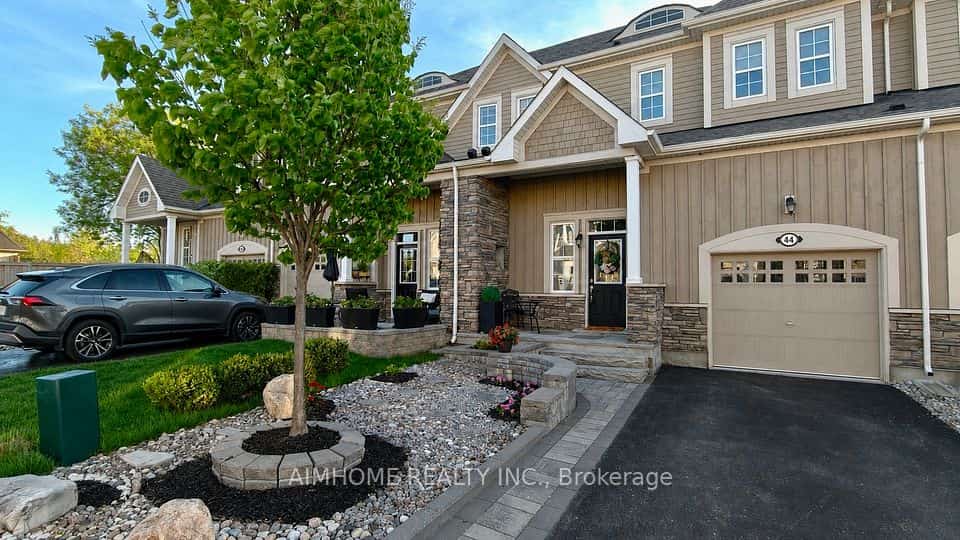 44 Courting House Place, Georgina, ON L0E 1L0