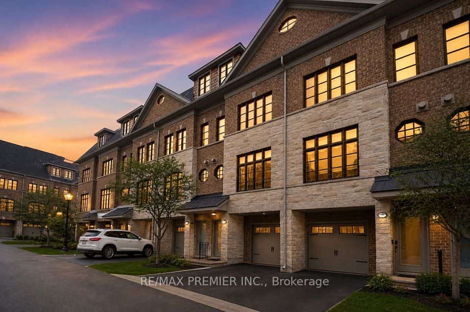 27 Powseland Crescent, Vaughan, ON L4L 0C5
