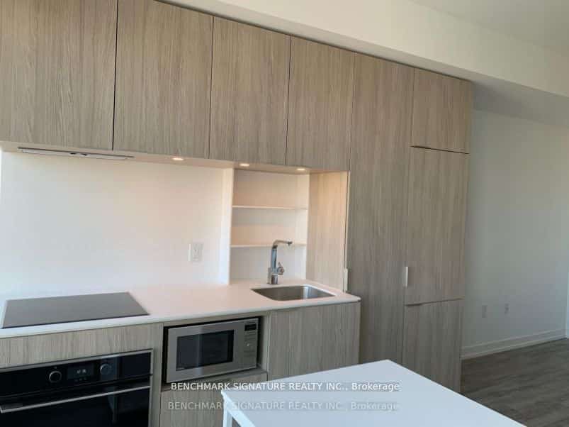 77 Shuter Street #2309, Toronto, ON M5B 0B8