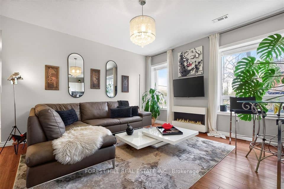 9 Sherman Avenue, Hamilton