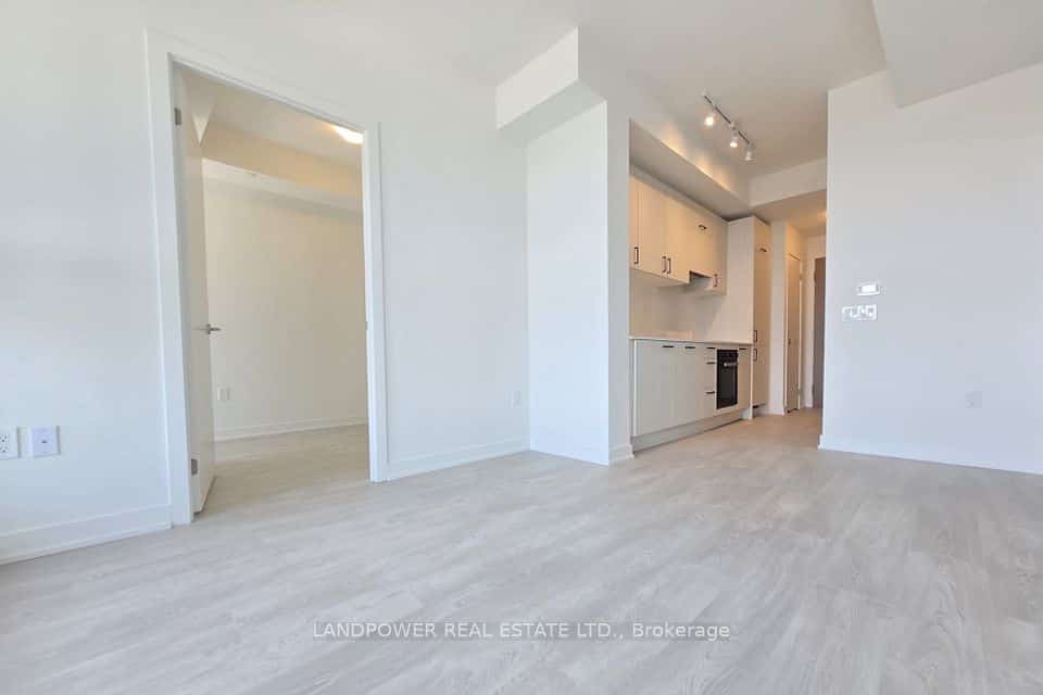 5 Quarrington Lane #3208, Toronto, ON M3C 0S5