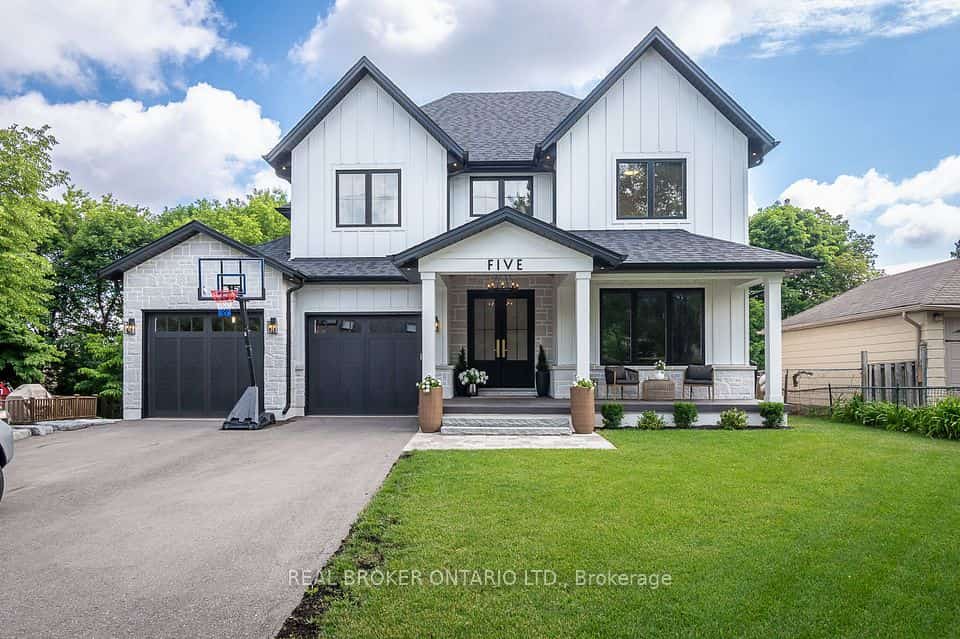 5 Arletta Street, Halton Hills, ON L7G 3J2