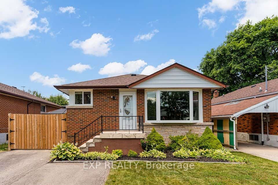 42 Terrace Drive, Hamilton, ON L9A 2Y6