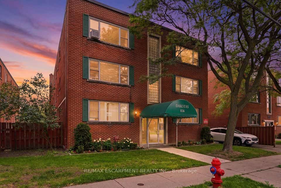 836 CONCESSION Street #310, Hamilton, ON L8V 1E2