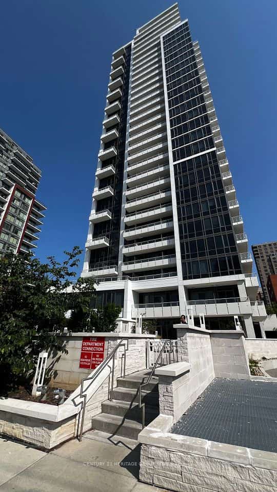 75 Canterbury Place #1606, Toronto, ON M2N 0L2