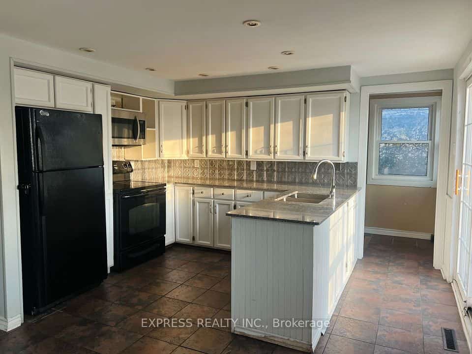 2184 Maple Grove Road, Clarington, ON L1C 6M1