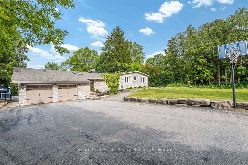 39 Dove Lane, Markham, ON L3T 1W1