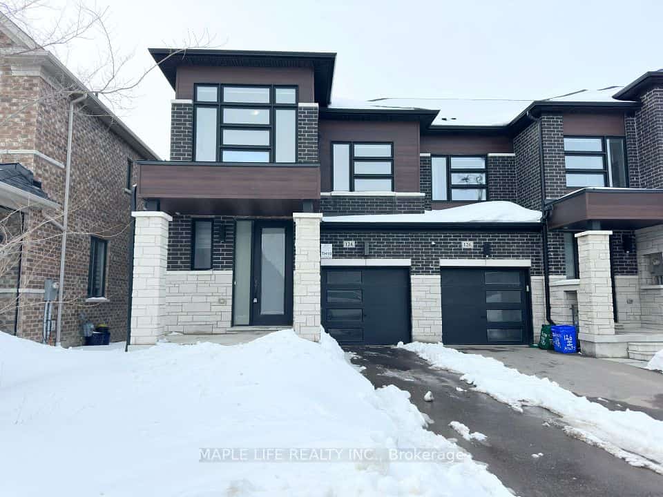 124 Hilts Drive, Richmond Hill, ON L4S 0J2