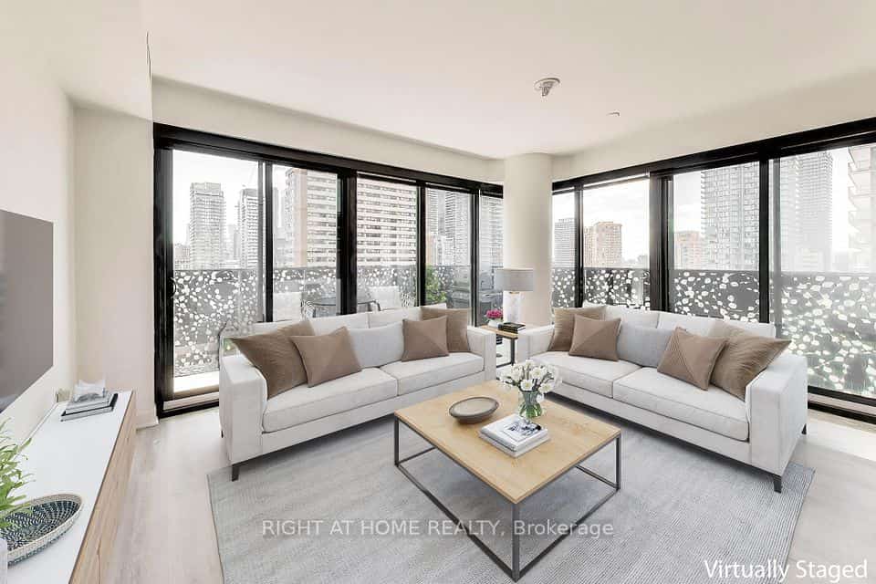55 Charles Street E #1406, Toronto, ON M4Y 0J1