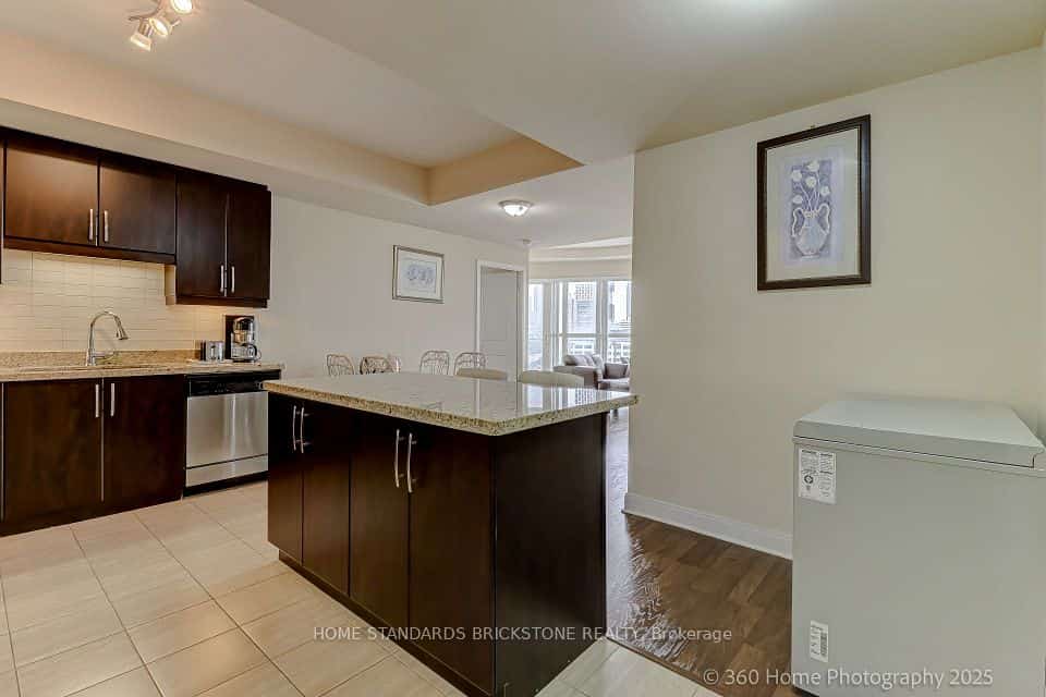 50 Absolute Avenue #1106, Mississauga, ON L4Z 0A8