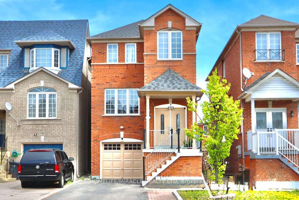 43 Caranci Crescent, Brampton, ON L6P 1H3