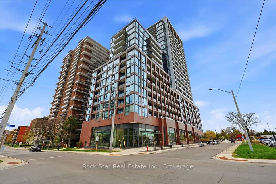 28 Ann Street #209, Mississauga, ON L5G 0E1