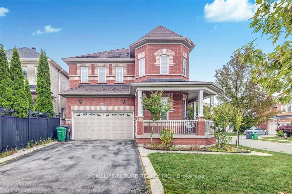 2 Tovey Terrace, Brampton, ON L6R 3E6
