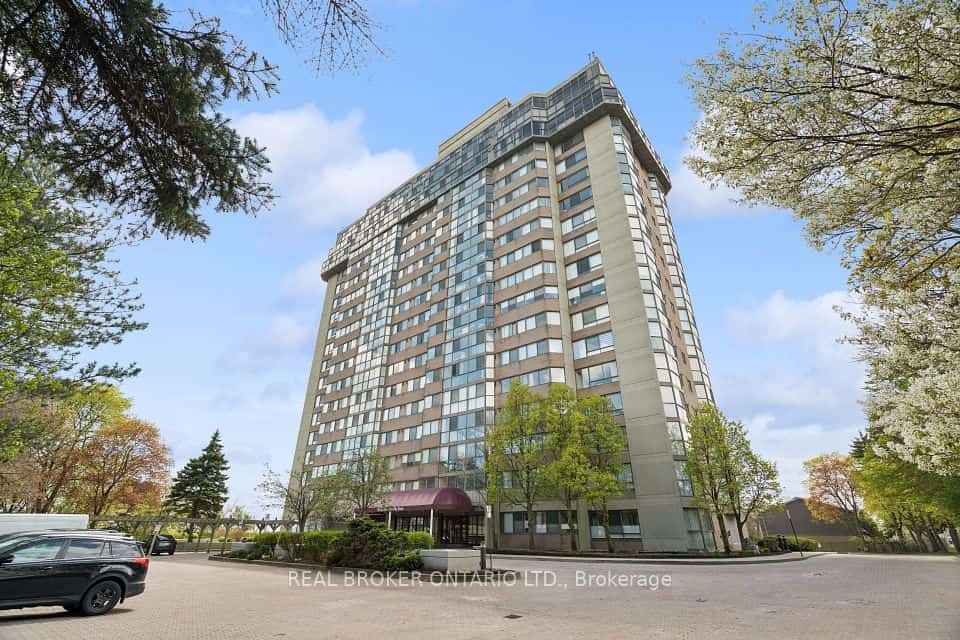 880 Dundas Street W #503, Mississauga, ON L5C 4H3