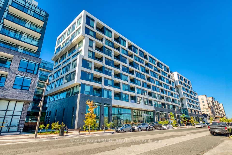 2450 Old Bronte Road #112, Oakville, ON L6M 5P6