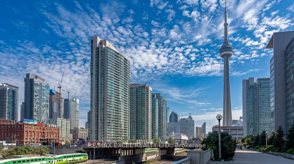 397 Front Street W #2310, Toronto, ON M5V 3S1