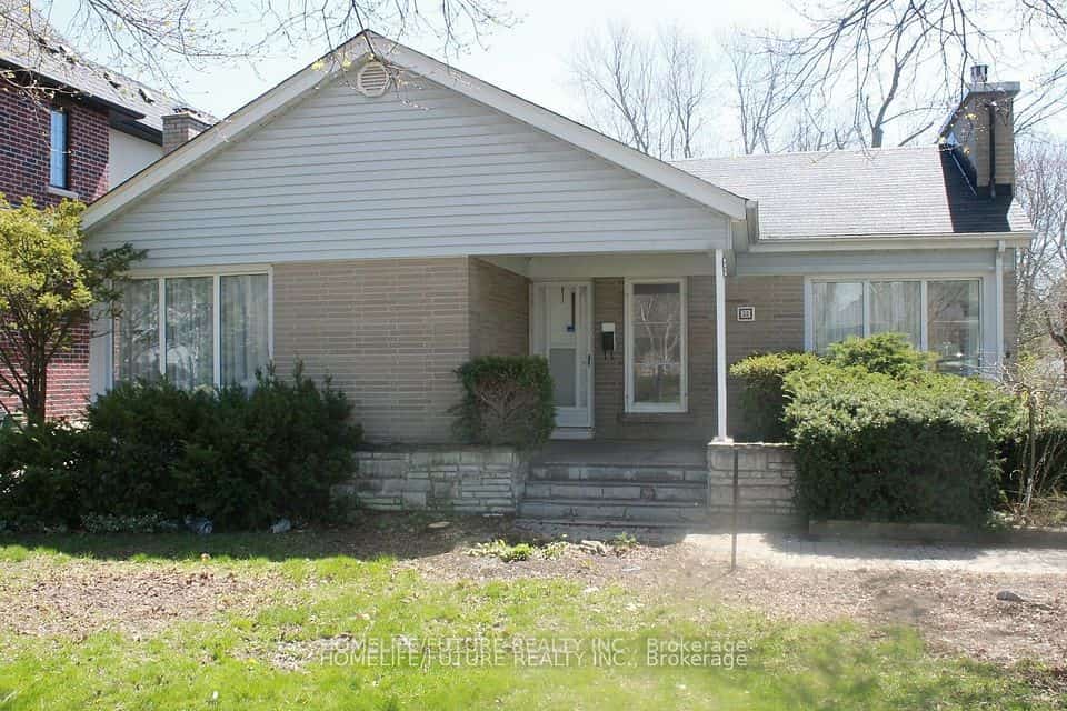 53 Dennett Drive, Toronto, ON M1S 2E8