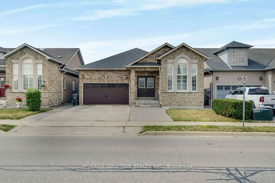 53 Ellwood Drive W, Caledon, ON L7E 4W8