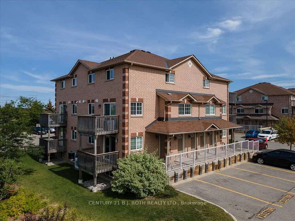 93 Goodwin Drive #5, Barrie, ON L4N 6K6
