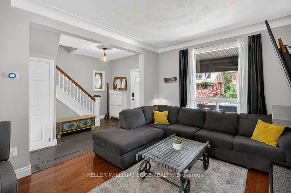 225 Prospect Street S, Hamilton, ON L8M 2Z6