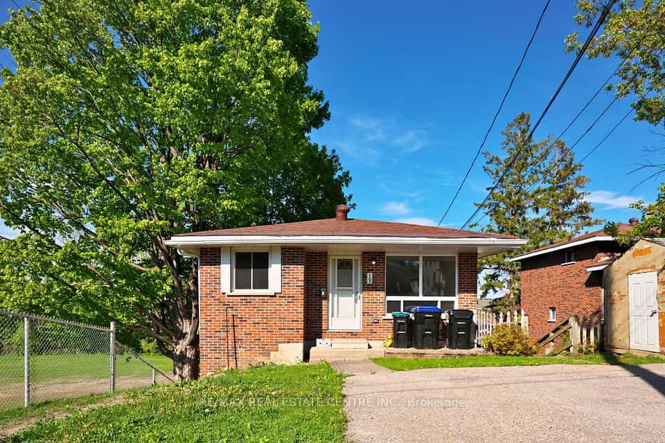 103 Sixth Street #1, Midland, ON L4R 3X3
