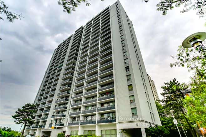 70 Cambridge Avenue #7, Toronto, ON M4K 2L5