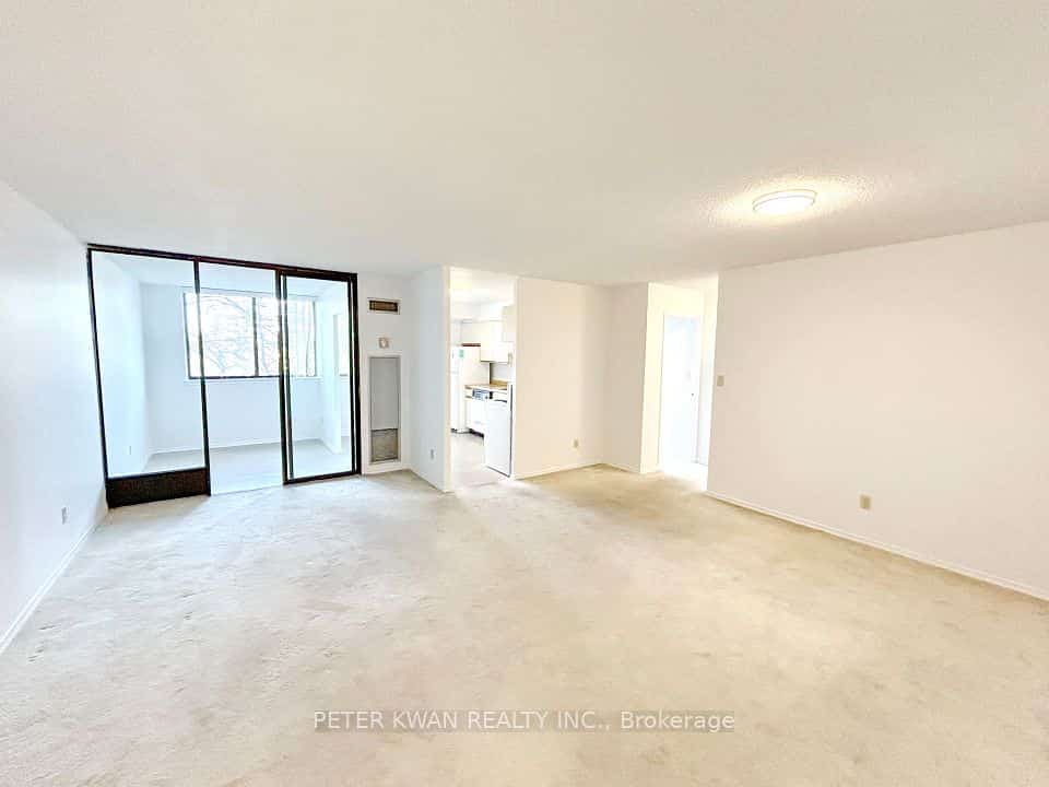25 Bamburgh Circle #330, Toronto, ON M1W 3W2
