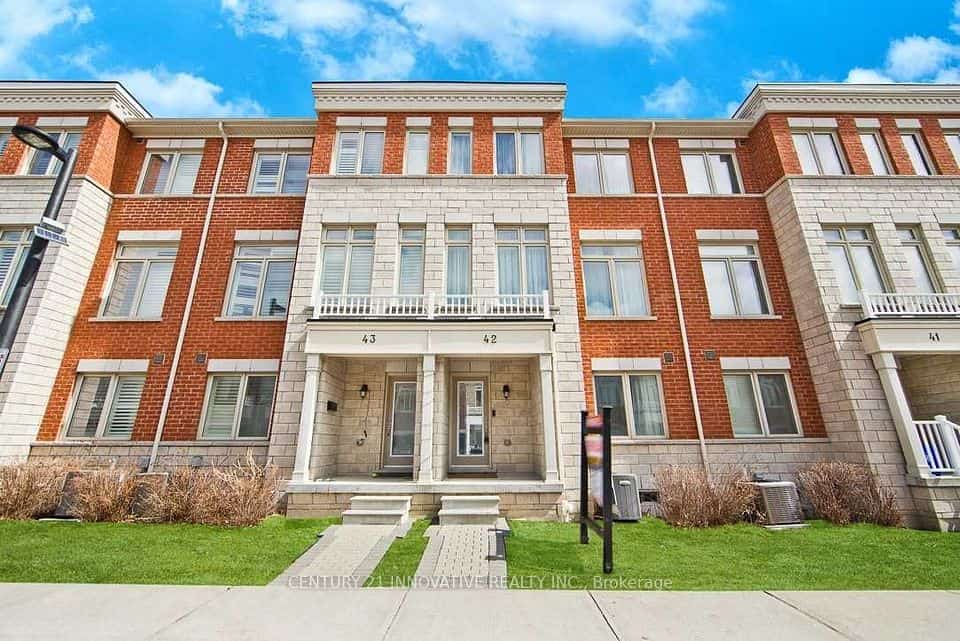 1299 Glenanna Road #42, Pickering, ON L1V 3B7
