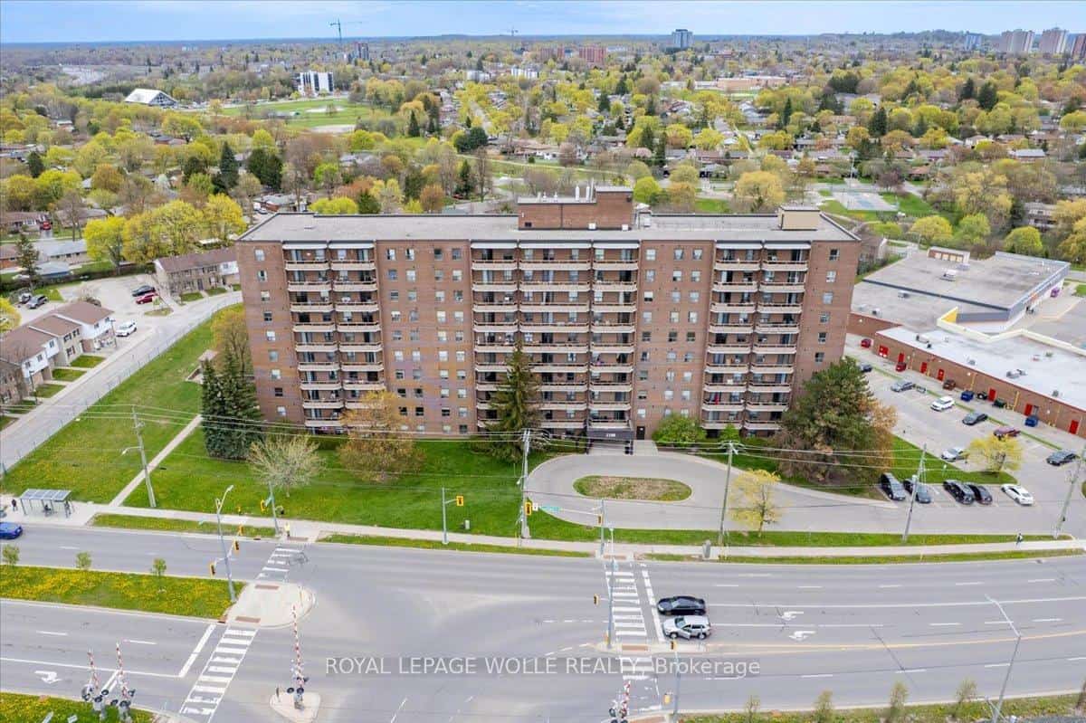 1100 Courtland Avenue E #407, Kitchener, ON N2C 2H9