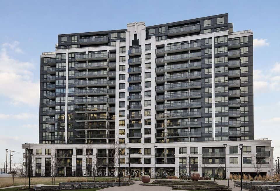 1070 Sheppard Avenue W #PH11, Toronto, ON M3J 0G8