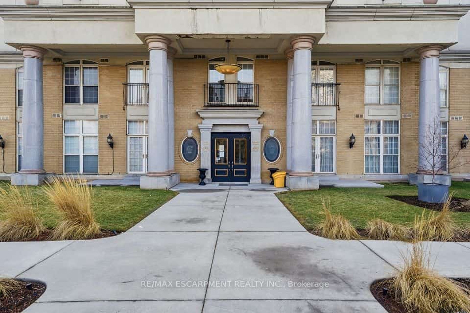 135 James Street S, Hamilton
