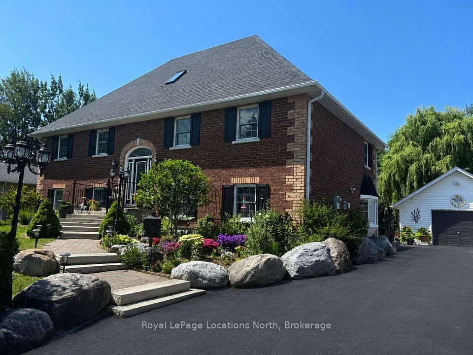 63 BROADVIEW Street, Collingwood, ON L9Y 0X2