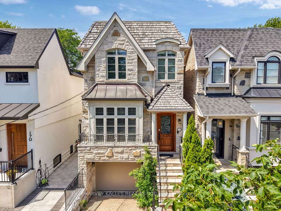 168 Roe Avenue, Toronto, ON M5M 2J2