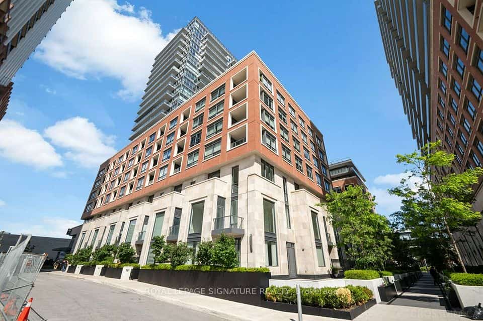 Upper East Village, Toronto